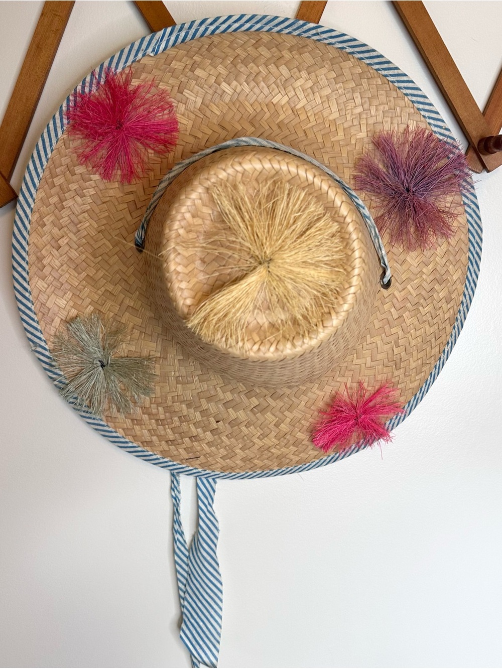 Vintage 1950s Straw Sun Hat with Raffia Details - Rare Mid-Century MCM - Picture 2 of 10